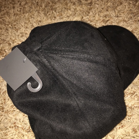 Hat - Picture 4 of 4